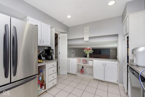 8950 Ellington Drive Indianapolis IN 46234