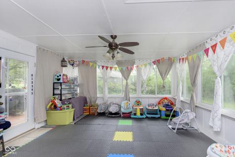 8950 Ellington Drive Indianapolis IN 46234