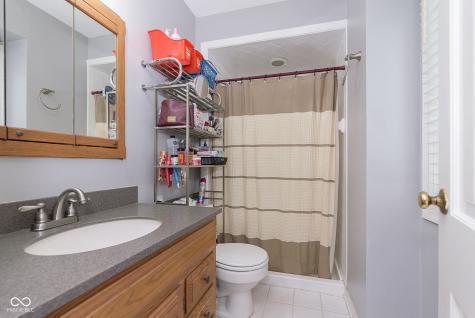 8950 Ellington Drive Indianapolis IN 46234