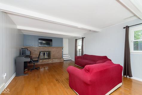 8950 Ellington Drive Indianapolis IN 46234