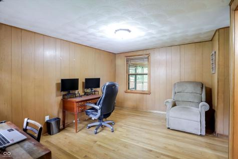410 W Ash Street Zionsville IN 46077