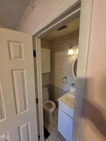 6085 Northland Road Indianapolis IN 46228