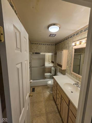 6085 Northland Road Indianapolis IN 46228