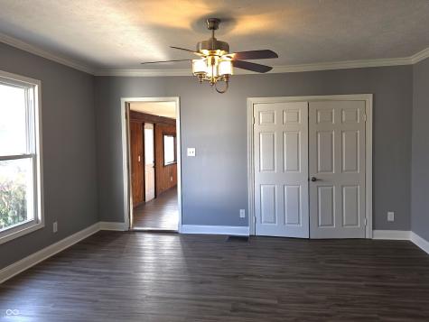 212 W Burnside Avenue Fairland IN 46126
