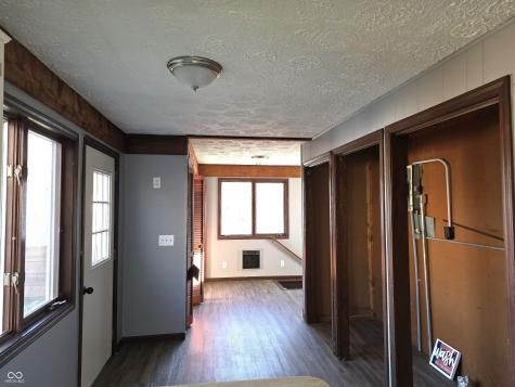 212 W Burnside Avenue Fairland IN 46126