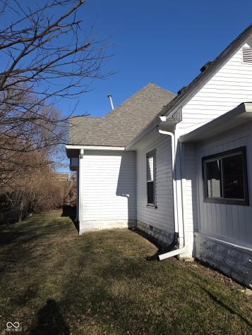 212 W Burnside Avenue Fairland IN 46126