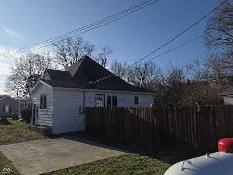 212 W Burnside Avenue Fairland IN 46126