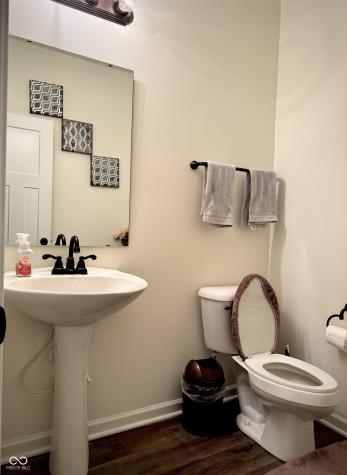 7235 Wilshire Way Avon IN 46123