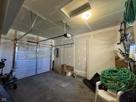 7235 Wilshire Way Avon IN 46123