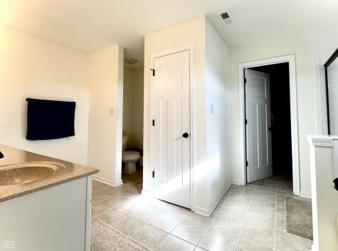 7235 Wilshire Way Avon IN 46123