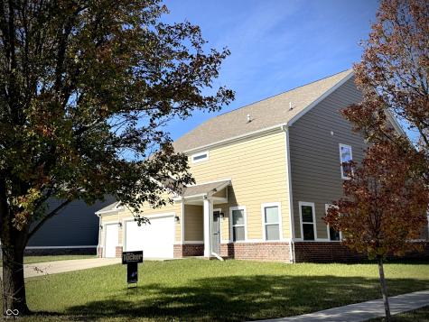 7235 Wilshire Way Avon IN 46123