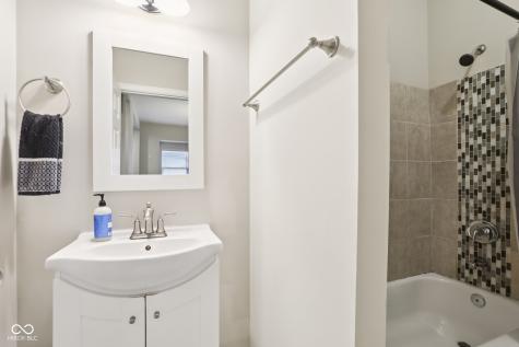 729 E Morris Street Indianapolis IN 46203