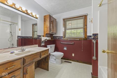 7273 S State Road 75 Jamestown IN 46147