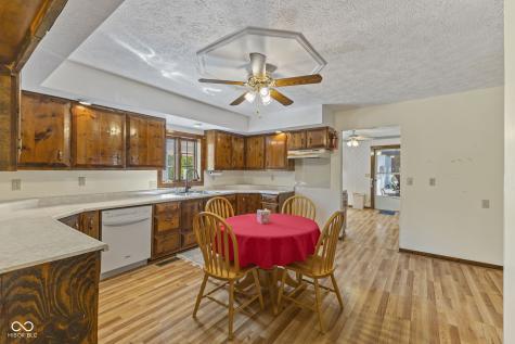 7273 S State Road 75 Jamestown IN 46147