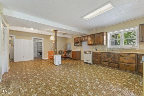 7273 S State Road 75 Jamestown IN 46147
