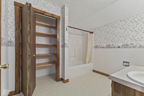 7273 S State Road 75 Jamestown IN 46147