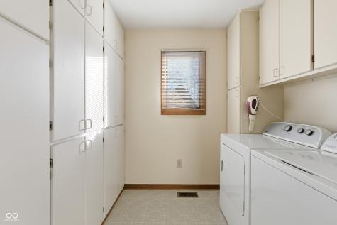 9011 Condit Lane Indianapolis IN 46256