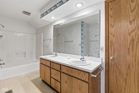 9011 Condit Lane Indianapolis IN 46256