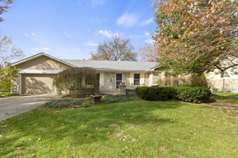 534 Nuthatch Drive Zionsville IN 46077