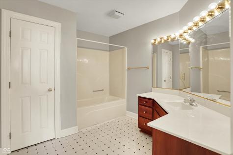 4445 N 225 W Franklin IN 46131