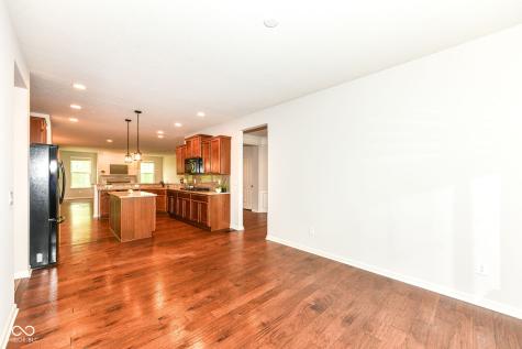 14375 Pendragon Way Fishers IN 46037