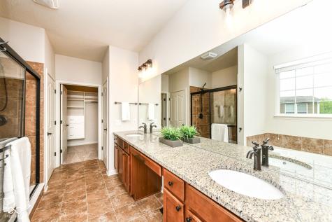 14375 Pendragon Way Fishers IN 46037