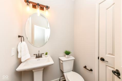 14375 Pendragon Way Fishers IN 46037
