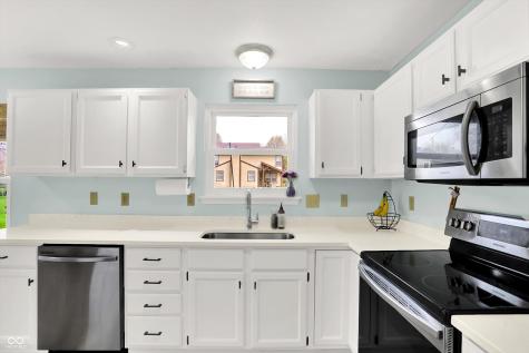 4408 Tarragon Drive Indianapolis IN 46237