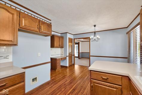 8512 Gallant Fox Drive Indianapolis IN 46217
