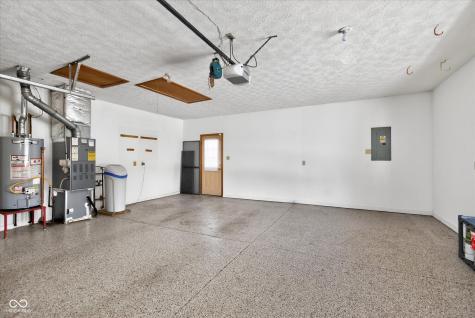 8512 Gallant Fox Drive Indianapolis IN 46217