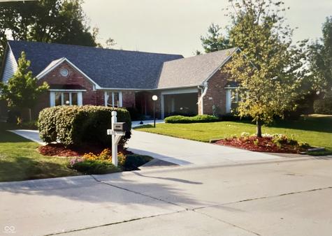 8512 Gallant Fox Drive Indianapolis IN 46217