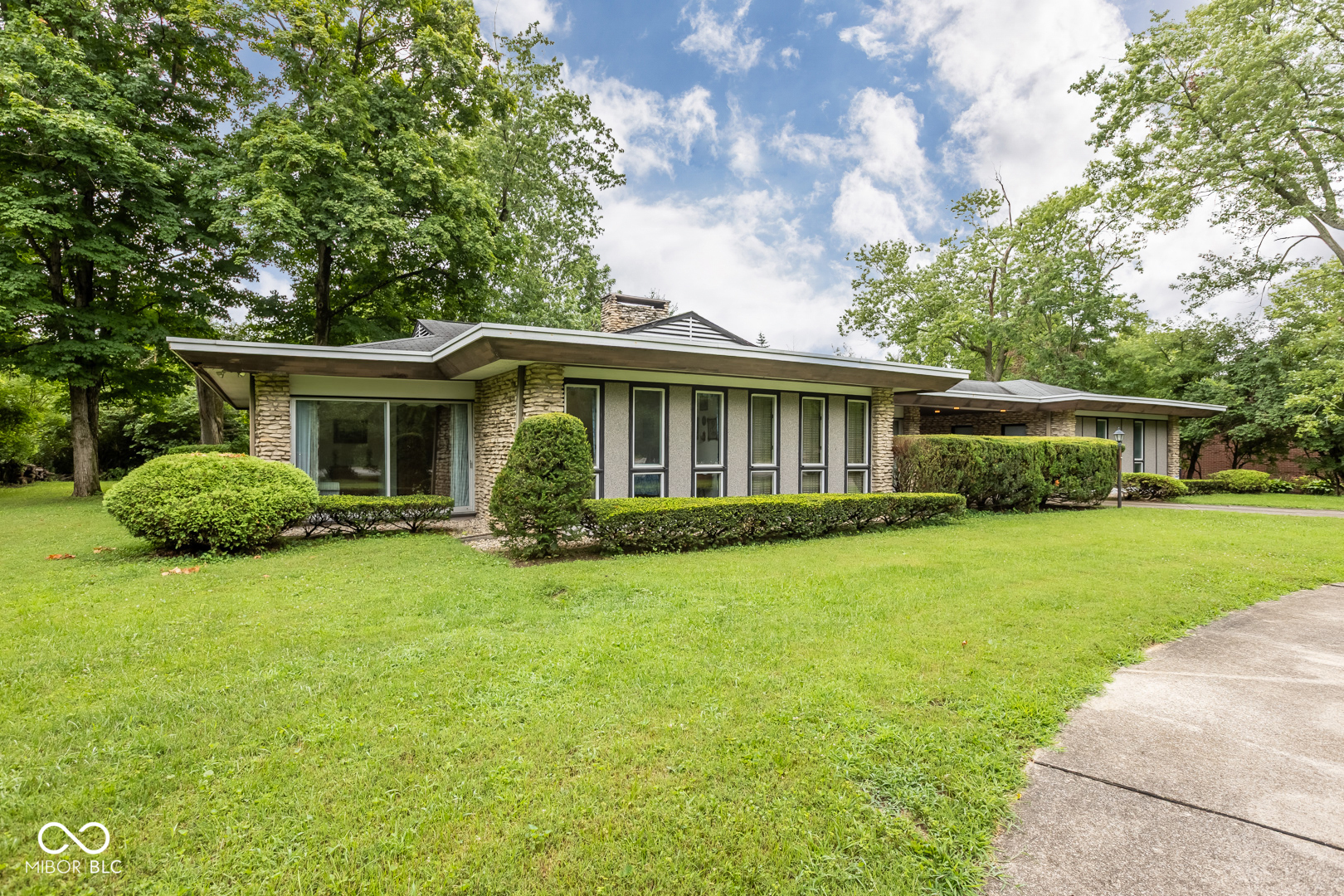 6115 E 56th Street Indianapolis IN 46226