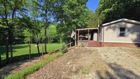 2933 S Saluda Hill Road Hanover IN 47243