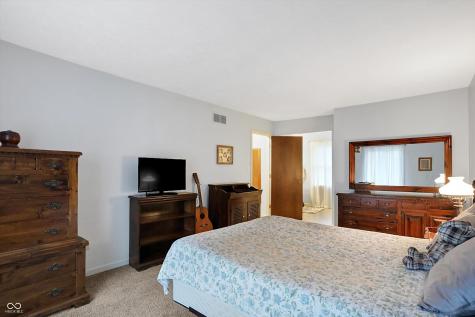 552 Coventry Way Noblesville IN 46062