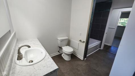 4315 E 11th Street Indianapolis IN 46201