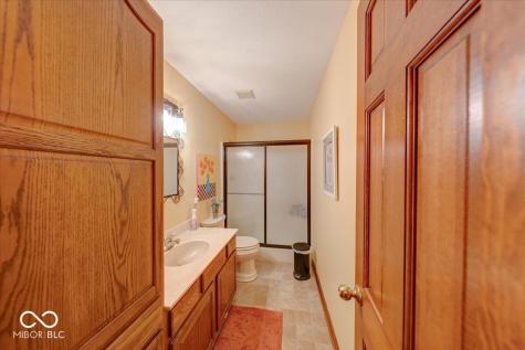 683 Cottage Lane Greenwood IN 46143