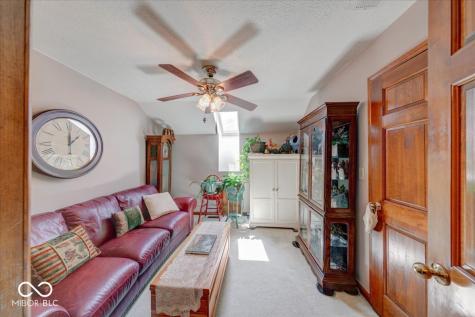 683 Cottage Lane Greenwood IN 46143