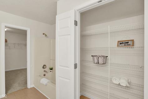 501 Kennard Lane Westfield IN 46074