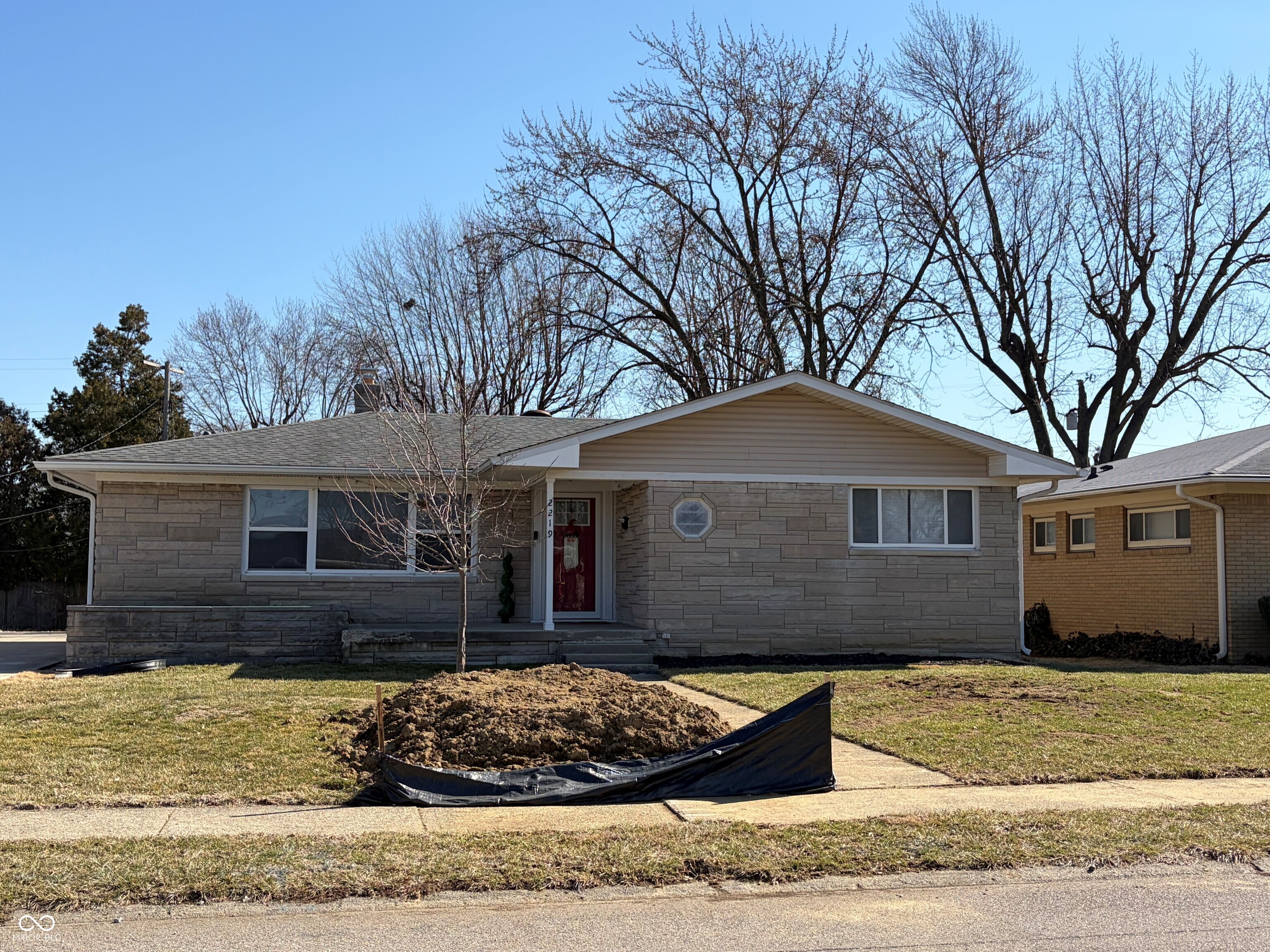 2219 Fisher Avenue Speedway IN 46224