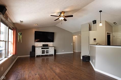 5602 Rum Cherry Way Indianapolis IN 46237