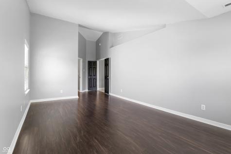 6529 Sussex Drive Zionsville IN 46077