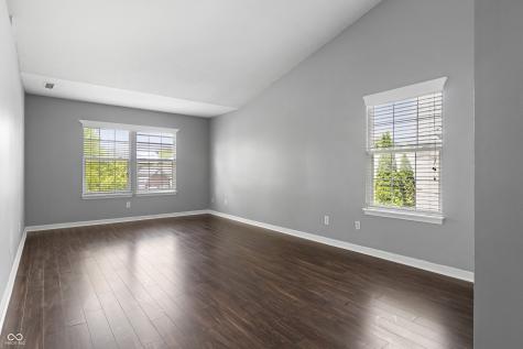 6529 Sussex Drive Zionsville IN 46077