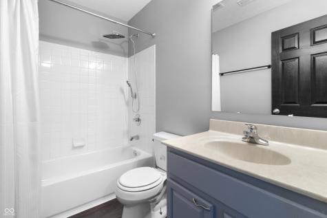 6529 Sussex Drive Zionsville IN 46077