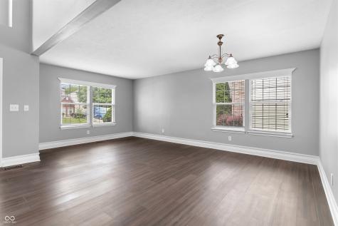 6529 Sussex Drive Zionsville IN 46077