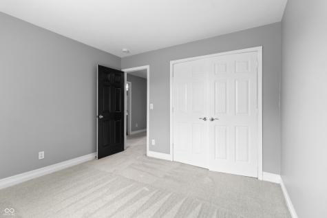 6529 Sussex Drive Zionsville IN 46077