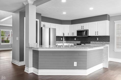 6529 Sussex Drive Zionsville IN 46077