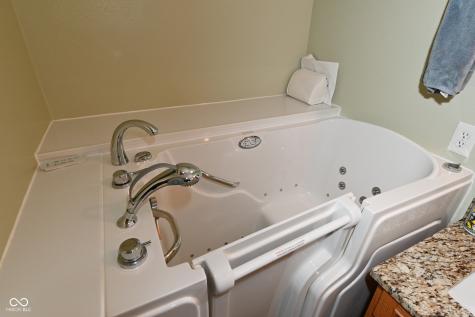 9675 Stonewall Lane Avon IN 46123