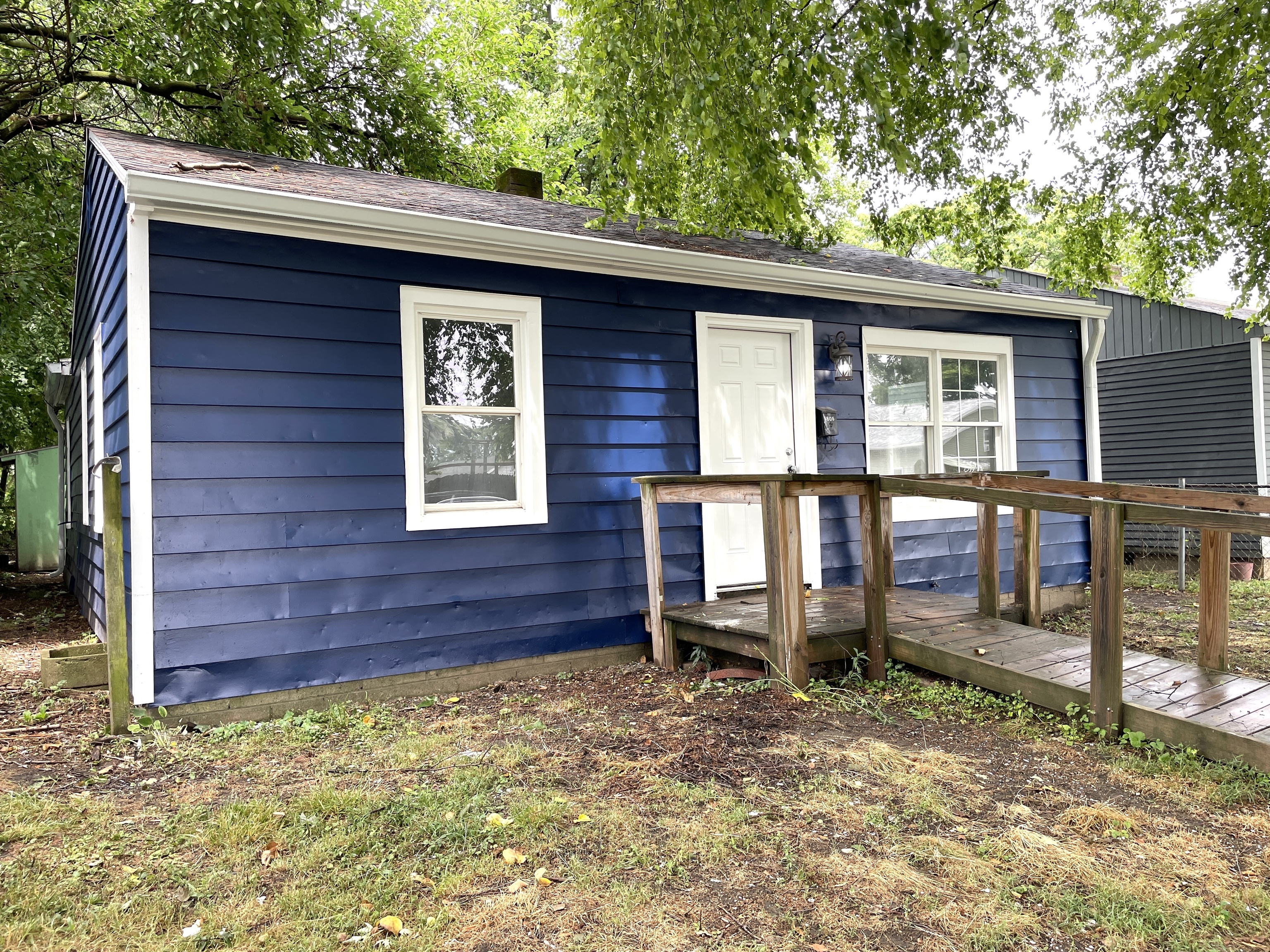 1806 Dawson Street Indianapolis IN 46203