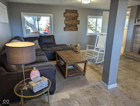 1205 N County Road 300 Road W New Castle IN 47362
