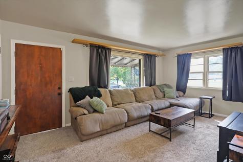 1112 Farley Drive Indianapolis IN 46214